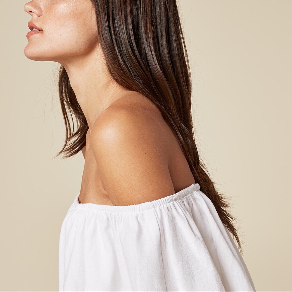 Reformation Tomato top off the shoulder linen